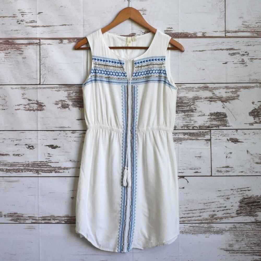KENJI  Women's Embroidered & Beaded Dress Size 4
